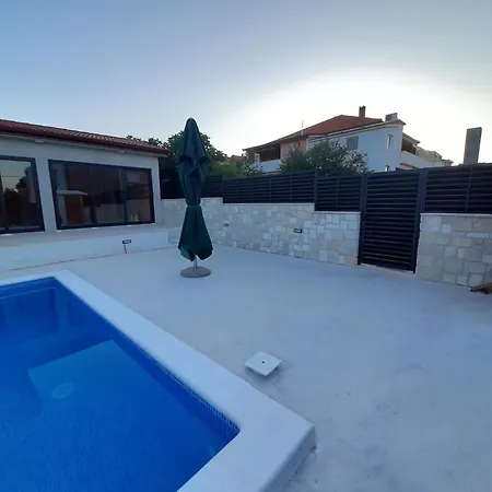 Vuk Apartmán Posedarje