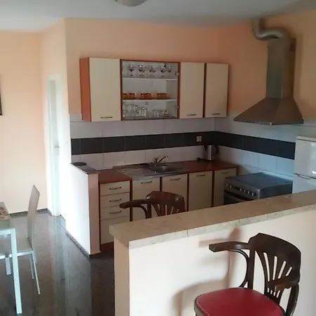 Vuk Apartmán Posedarje